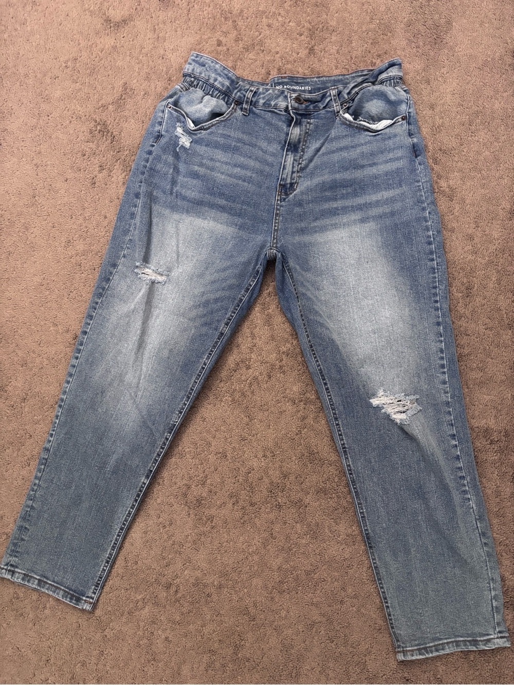 No Boundaries Light Blue Mid-Rise Jeans